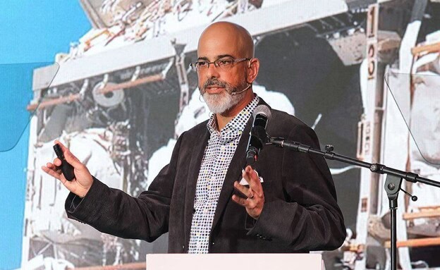 tazchi_plato_autoOrient_i